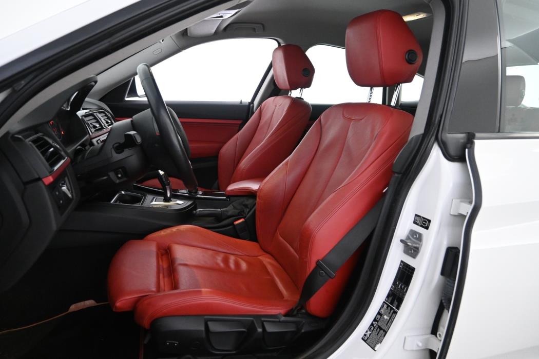 BMW 320 Gran Turismo 2014