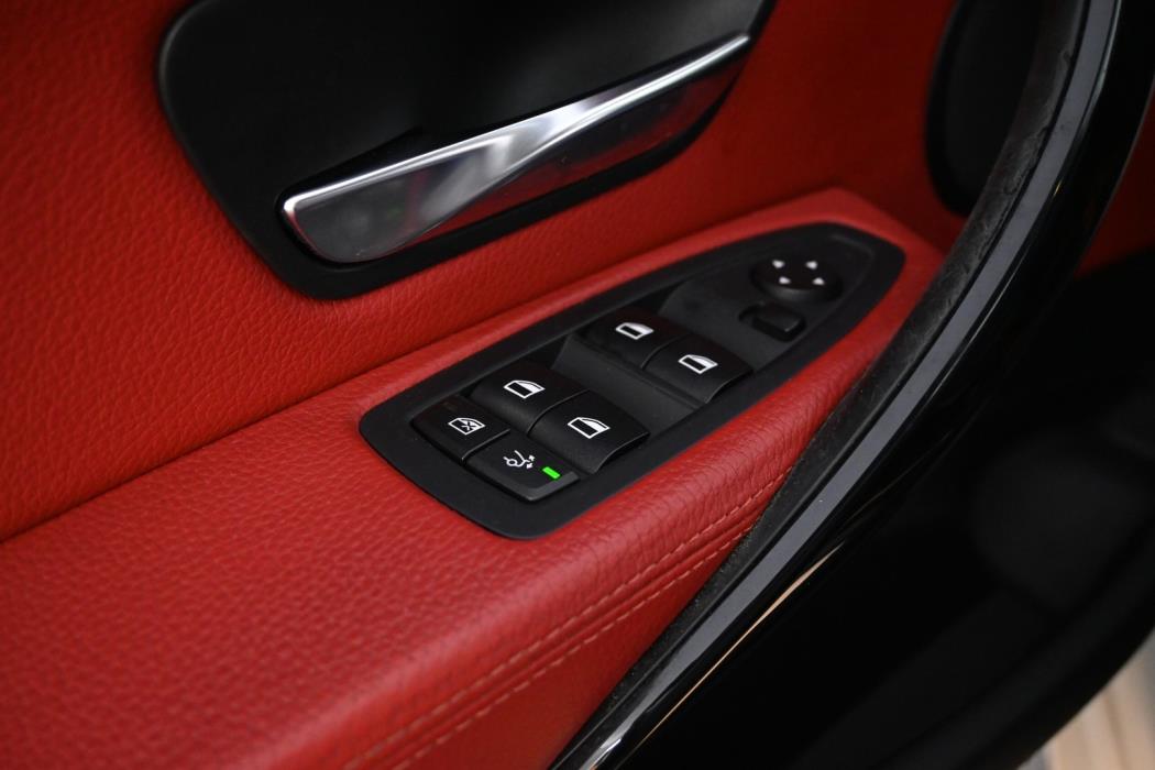 BMW 320 Gran Turismo 2014