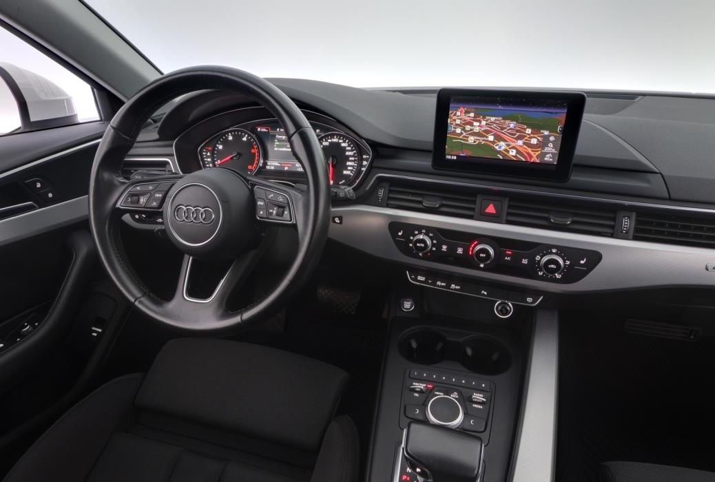 AUDI A4 2016