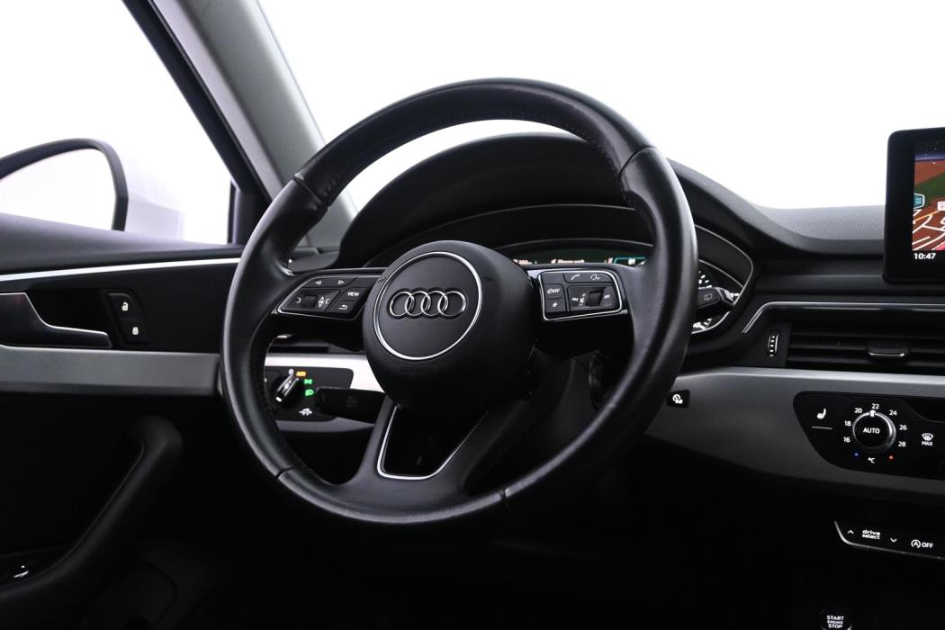 AUDI A4 2016
