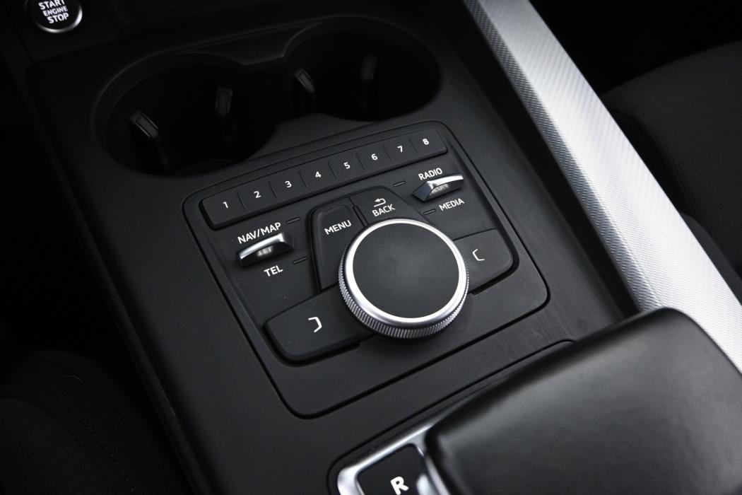 AUDI A4 2016
