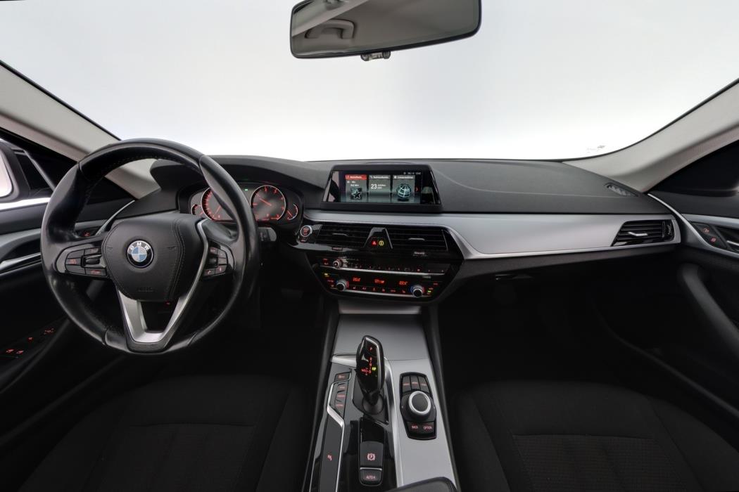 BMW 518 2019