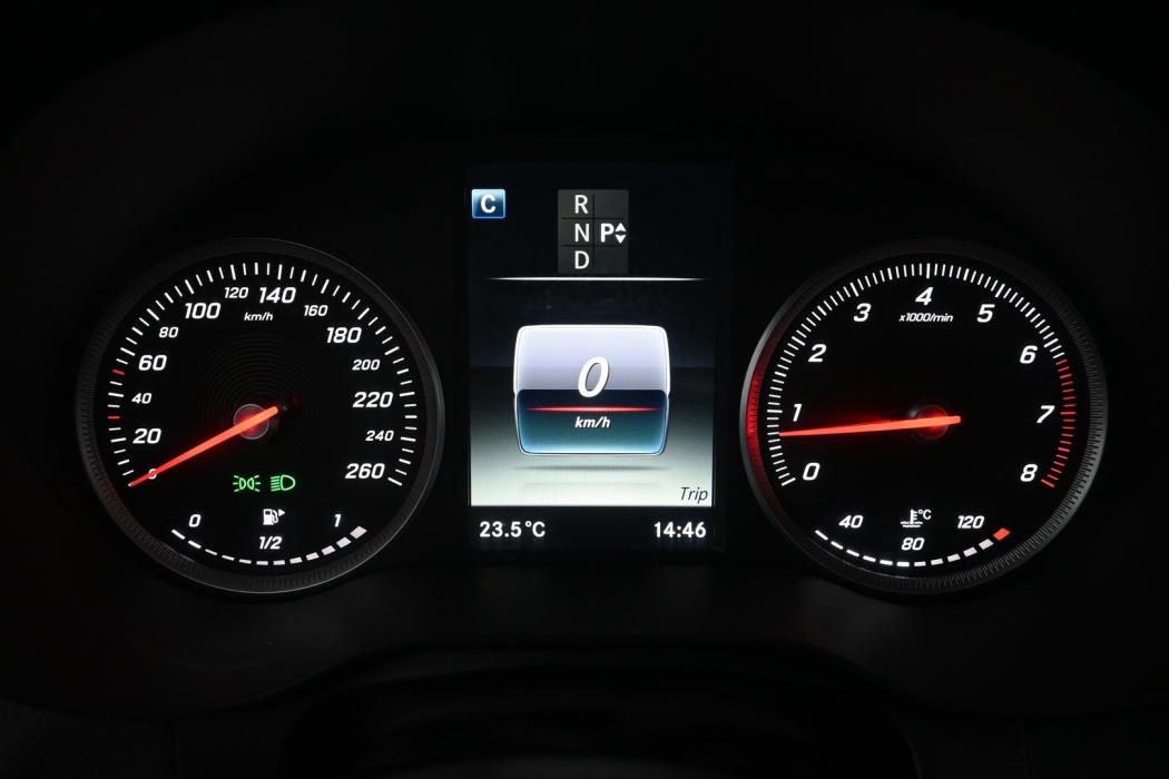 MERCEDES-BENZ GLC 2018