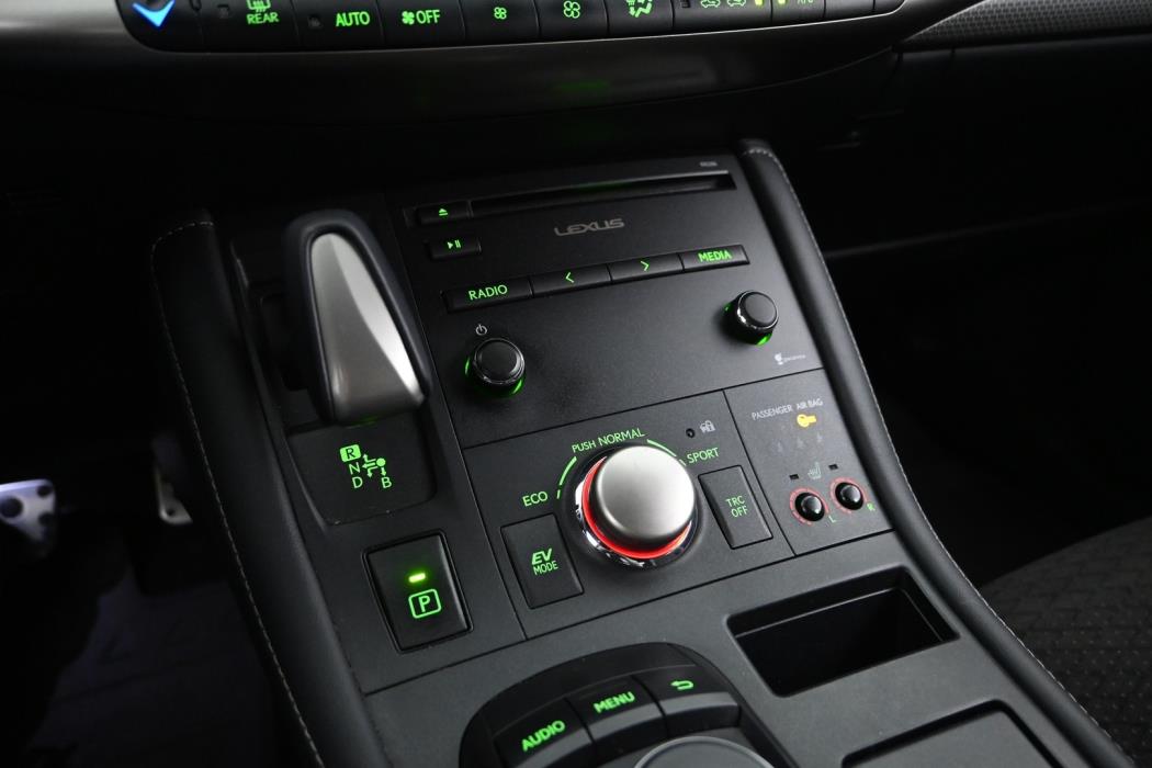 LEXUS CT 2015