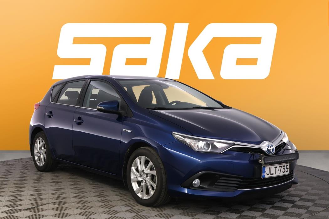 TOYOTA Auris 2017