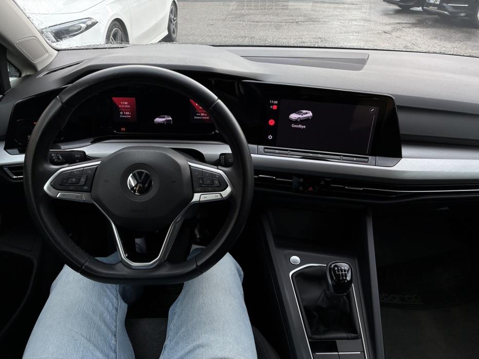 VOLKSWAGEN Golf 2021
