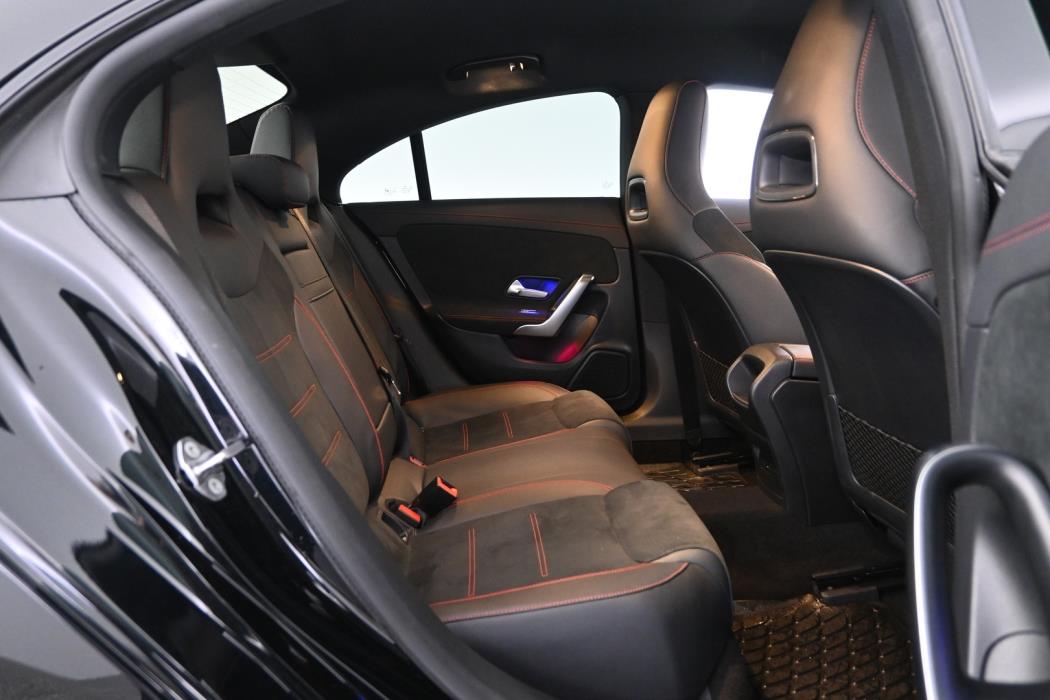 MERCEDES-BENZ CLA 2023