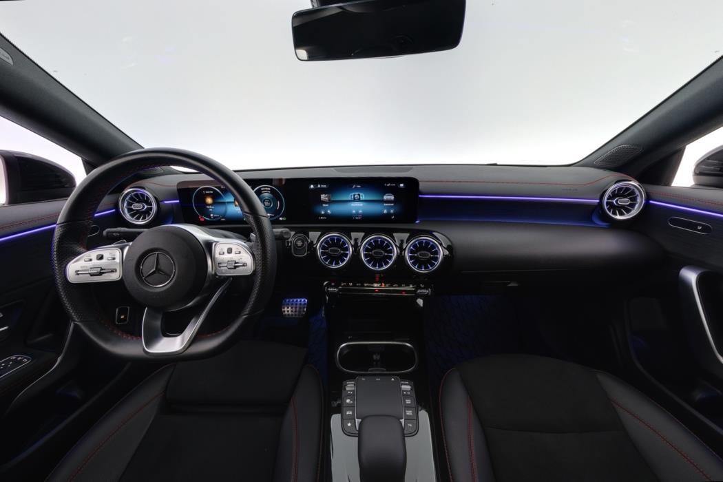 MERCEDES-BENZ CLA 2023