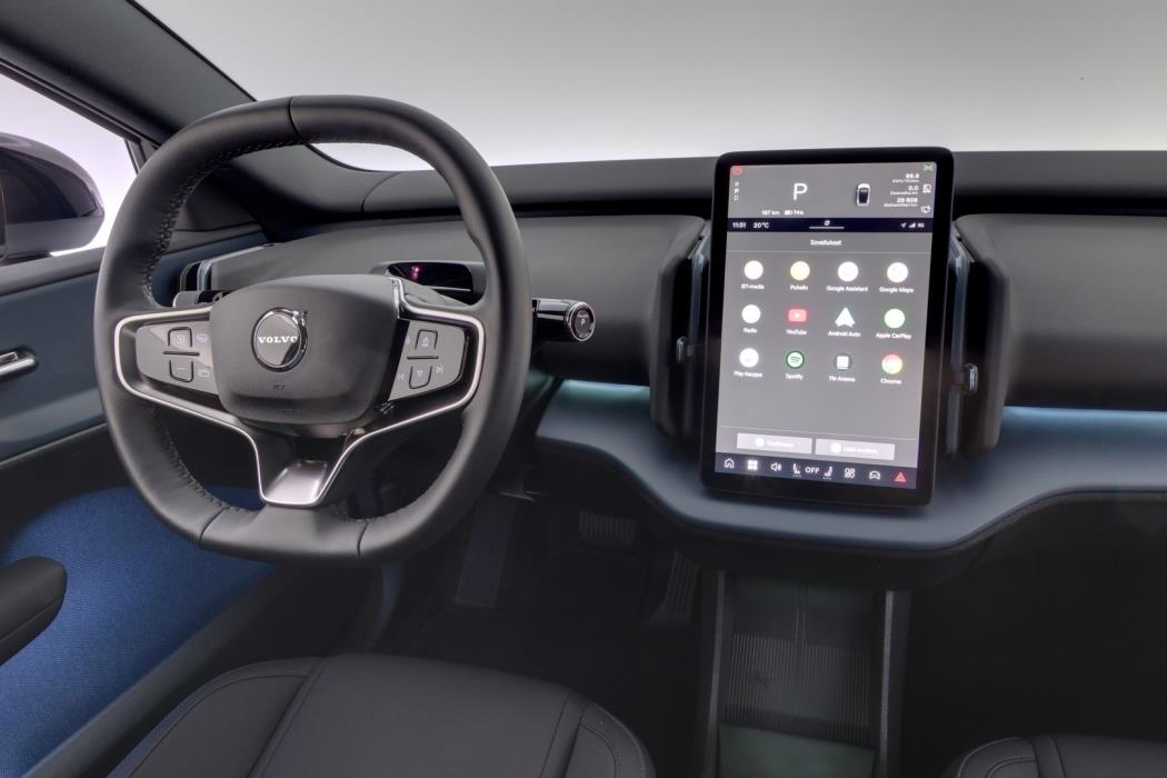 VOLVO EX30 2025