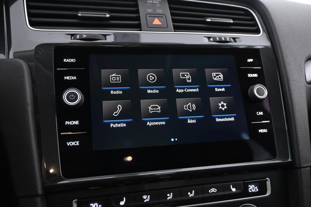 VOLKSWAGEN Golf 2020