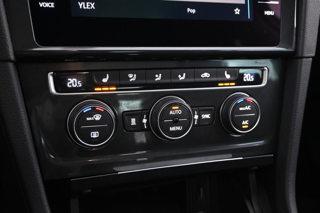 VOLKSWAGEN Golf 2020