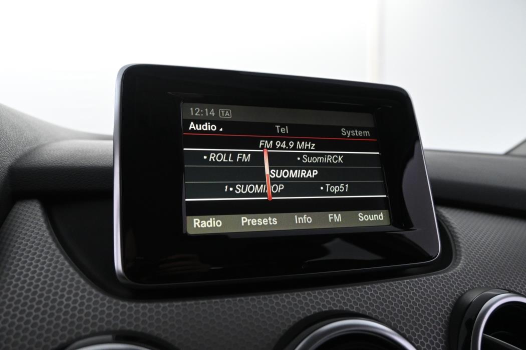 MERCEDES-BENZ B 2013