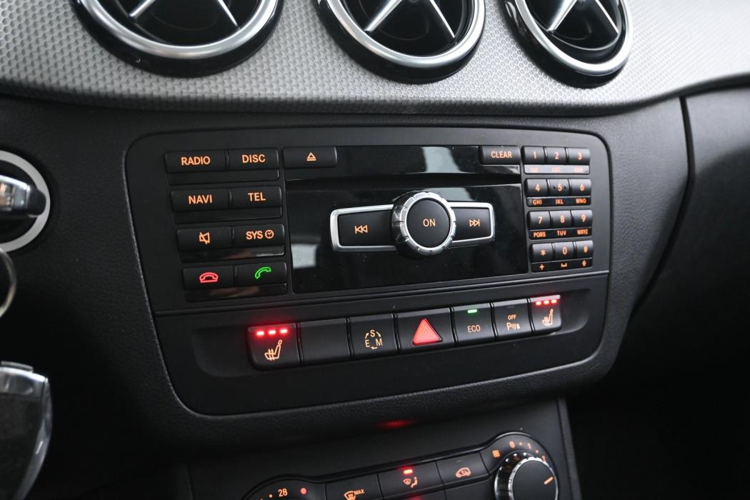 MERCEDES-BENZ B 2013