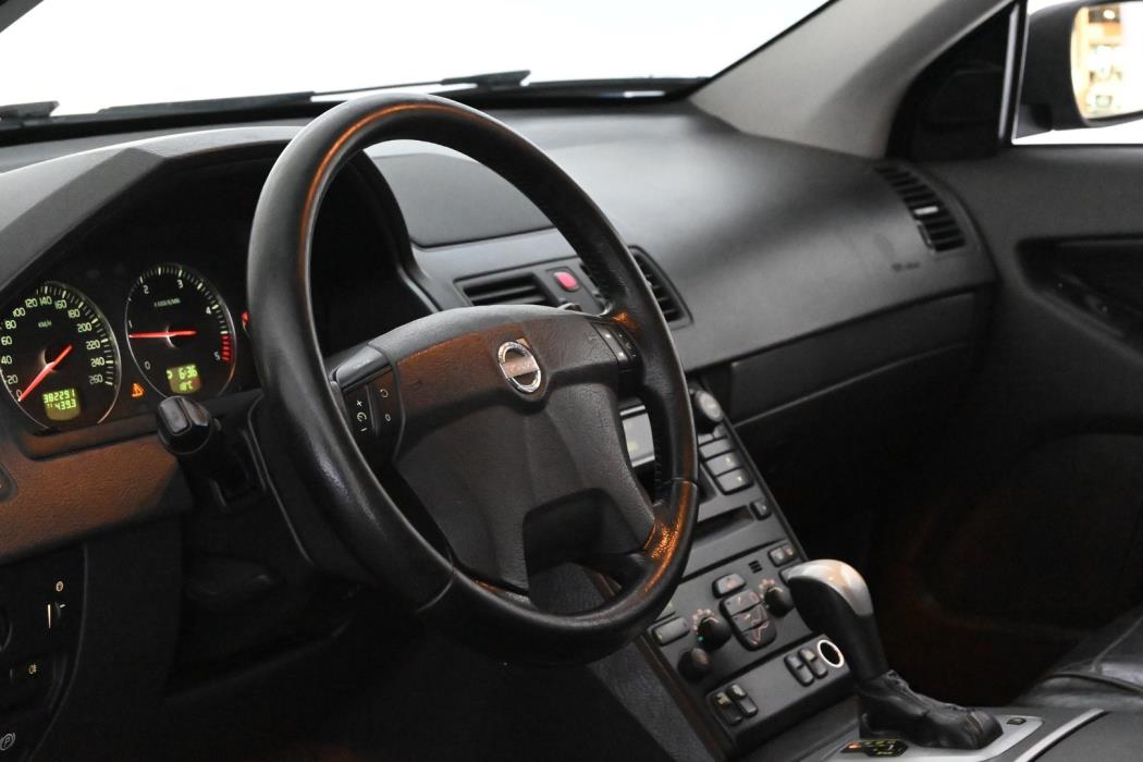 VOLVO XC90 2005