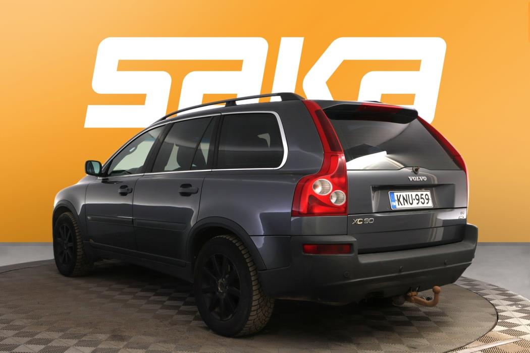 VOLVO XC90 2005