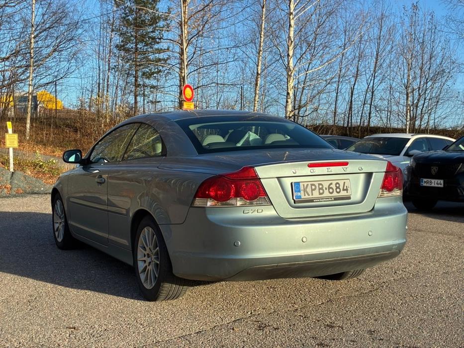 VOLVO C70 2009