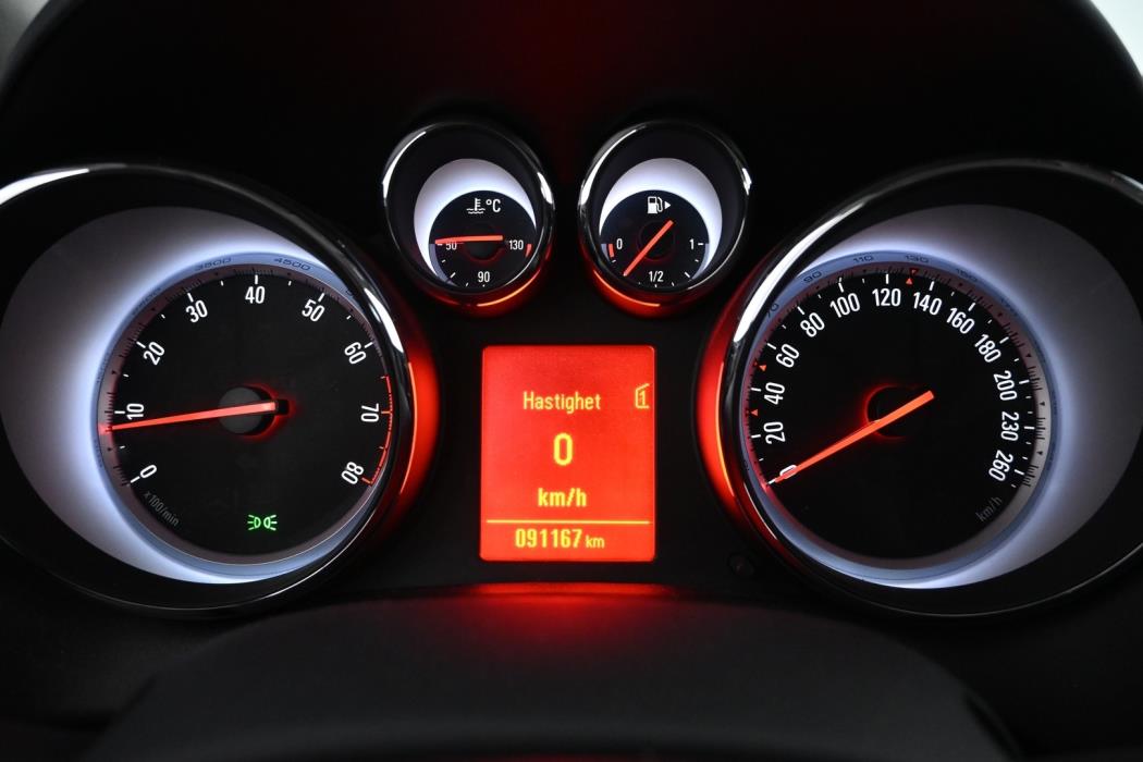 OPEL Astra 2012