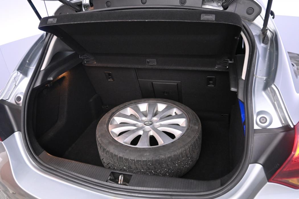 OPEL Astra 2012