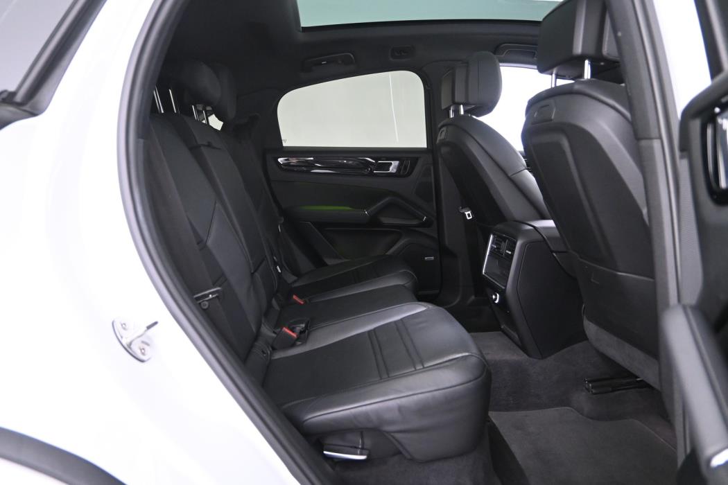 PORSCHE Cayenne 2020