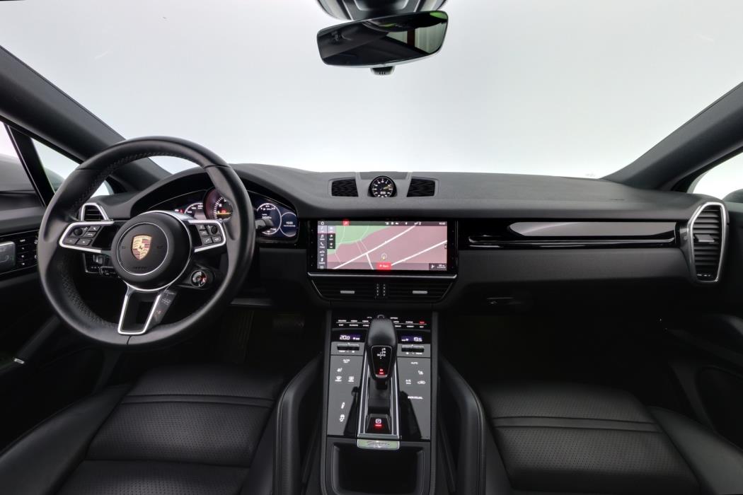 PORSCHE Cayenne 2020