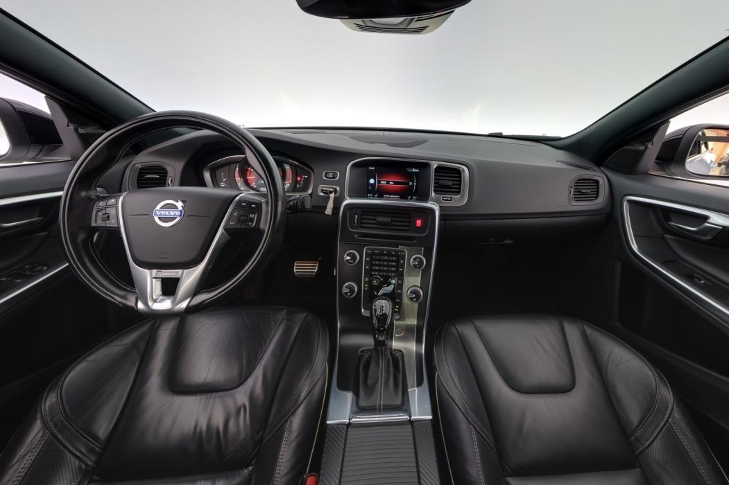 VOLVO S60 2016