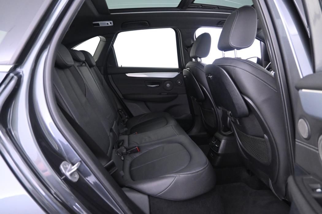 BMW 225 2020