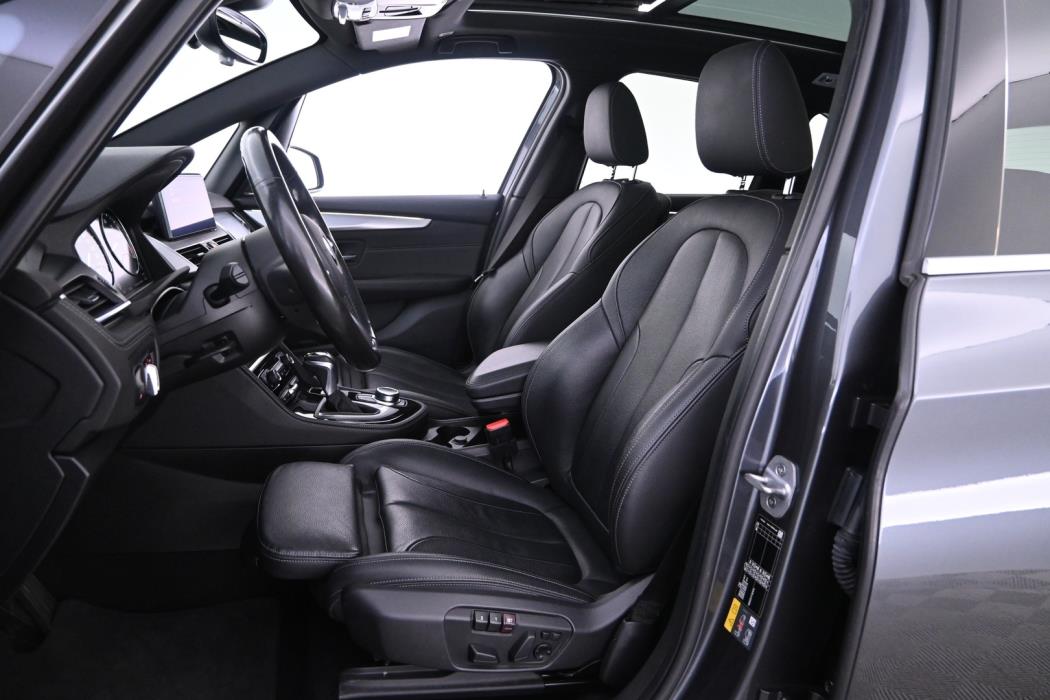 BMW 225 2020