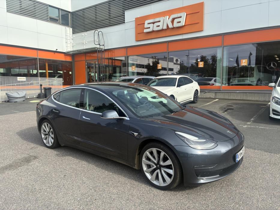 TESLA Model 3 2020