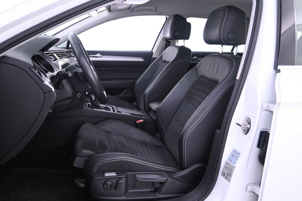 VOLKSWAGEN Passat 2020