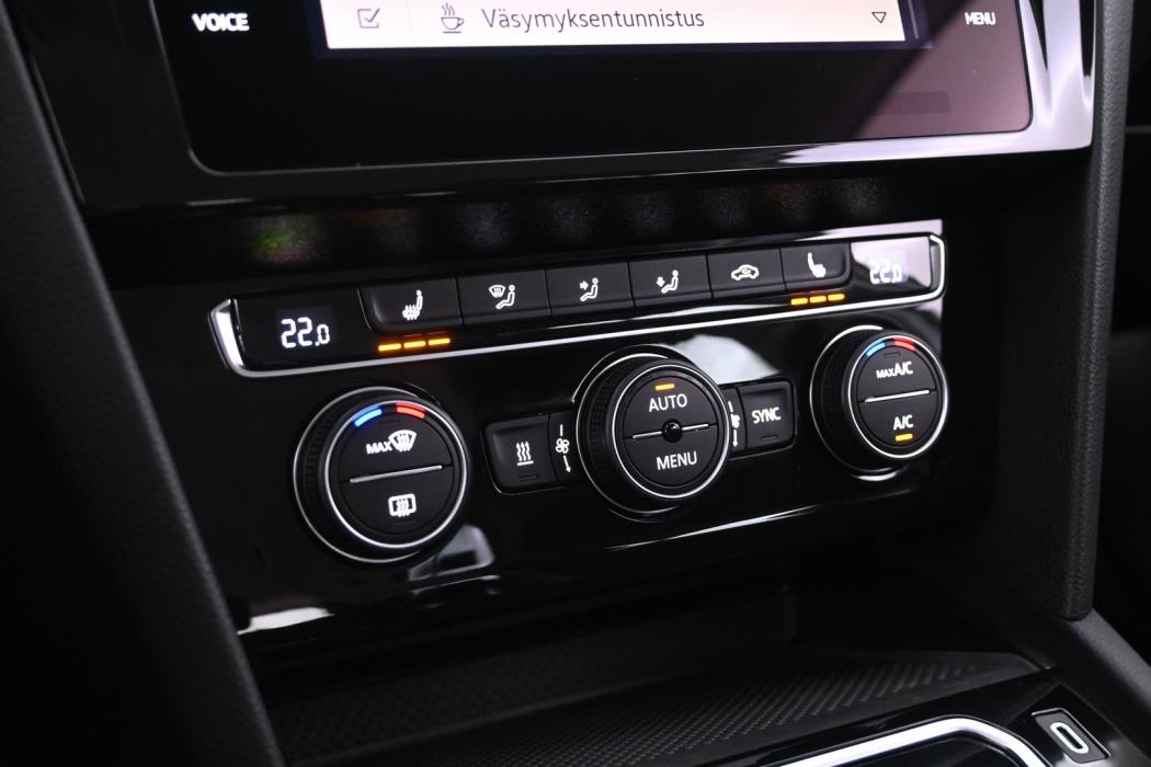 VOLKSWAGEN Passat 2020
