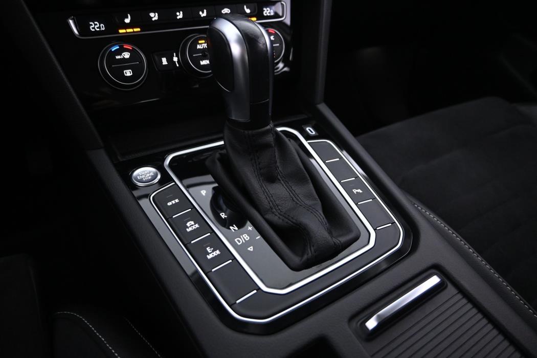 VOLKSWAGEN Passat 2020