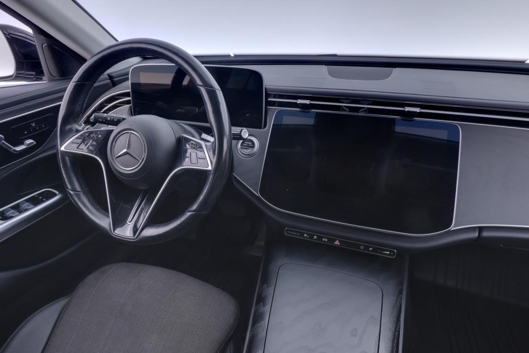 MERCEDES-BENZ E 2025