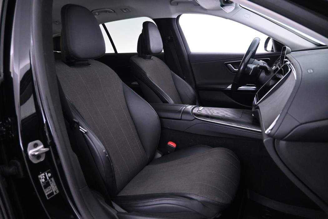 MERCEDES-BENZ E 2025