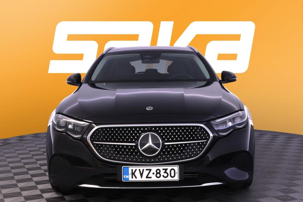 MERCEDES-BENZ E 2025