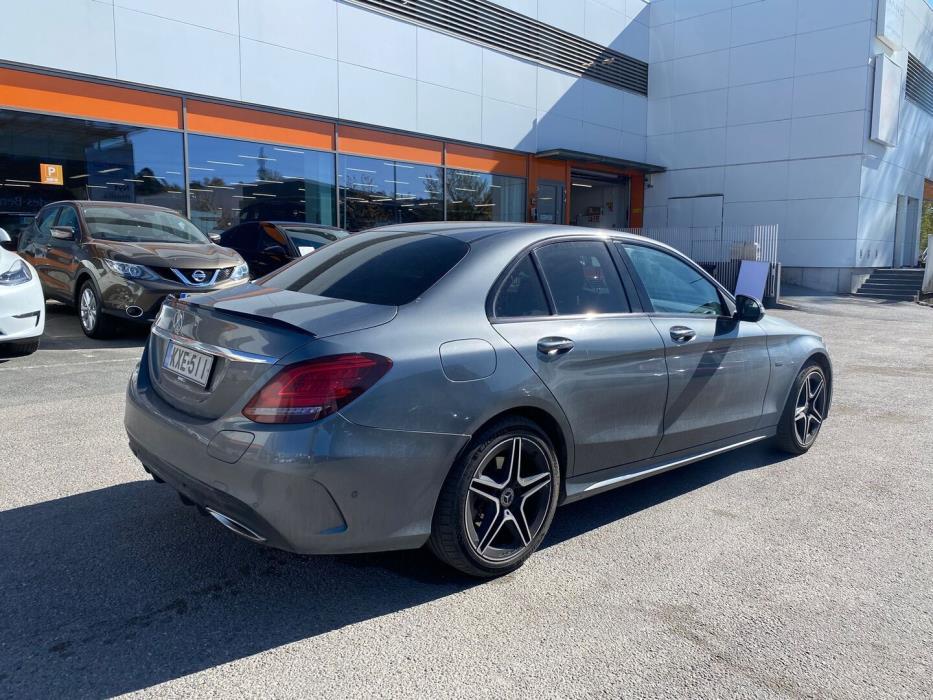 MERCEDES-BENZ C 2021