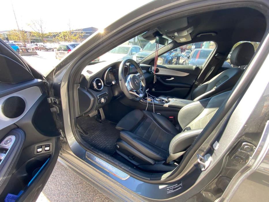 MERCEDES-BENZ C 2021