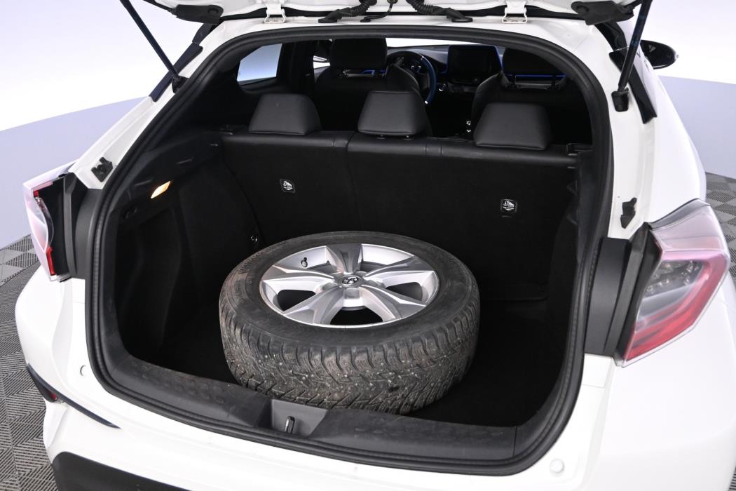 TOYOTA C-HR 2017