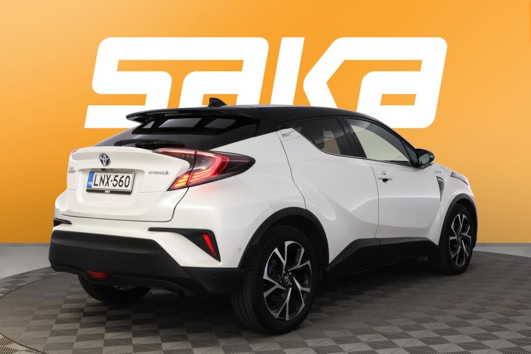 TOYOTA C-HR 2017