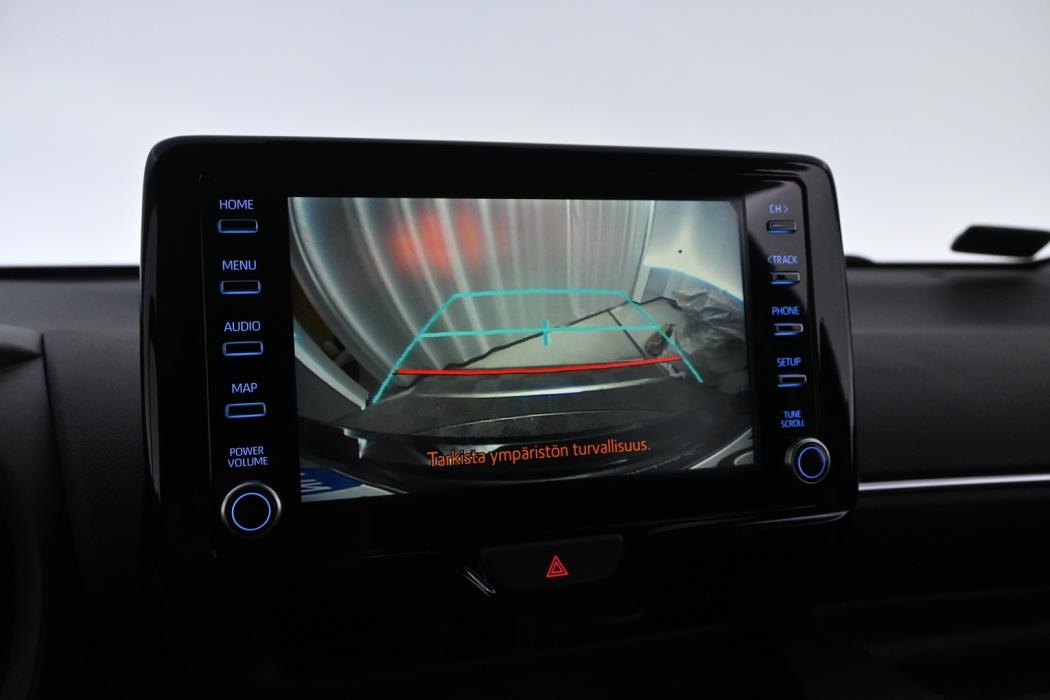 TOYOTA Yaris 2021