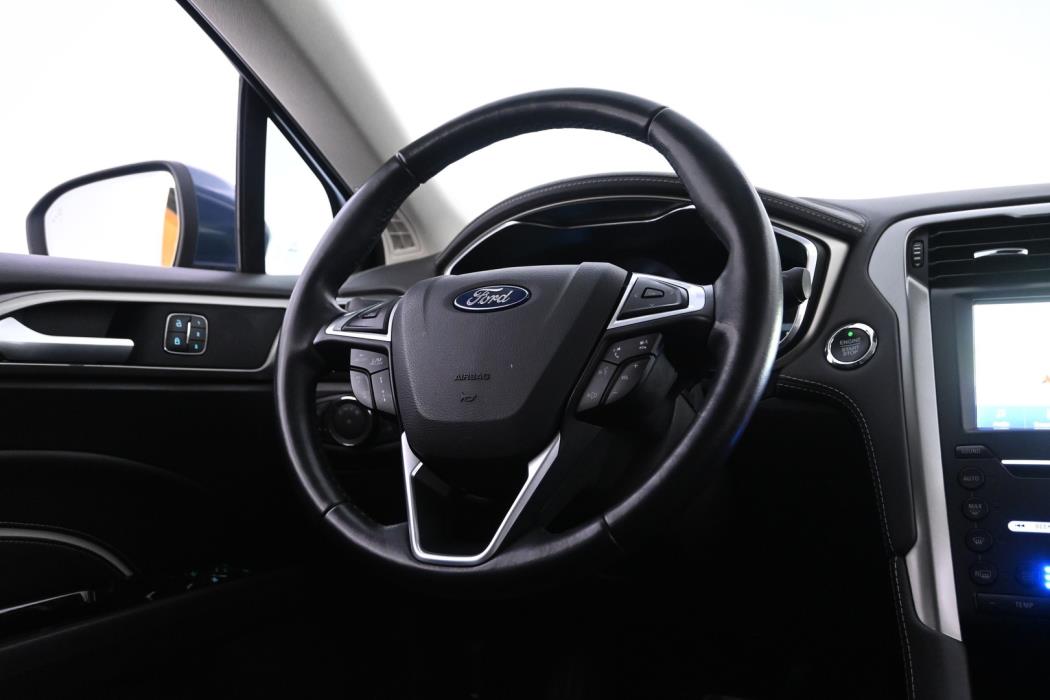 FORD Mondeo 2021