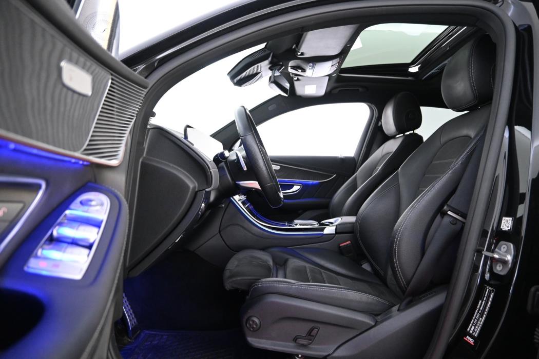 MERCEDES-BENZ EQC 2021