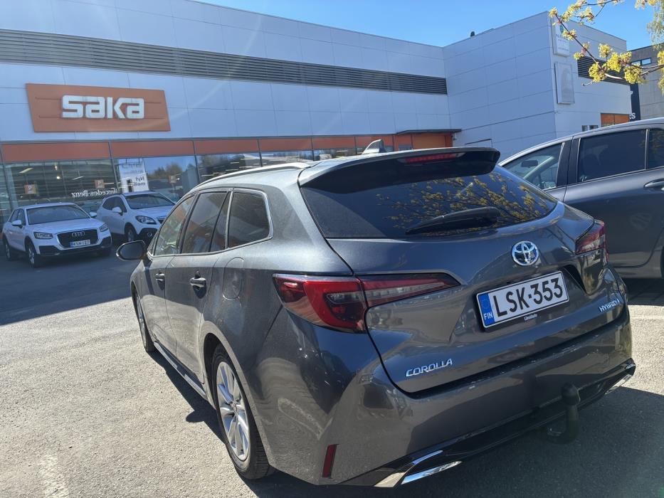 TOYOTA Corolla 2023