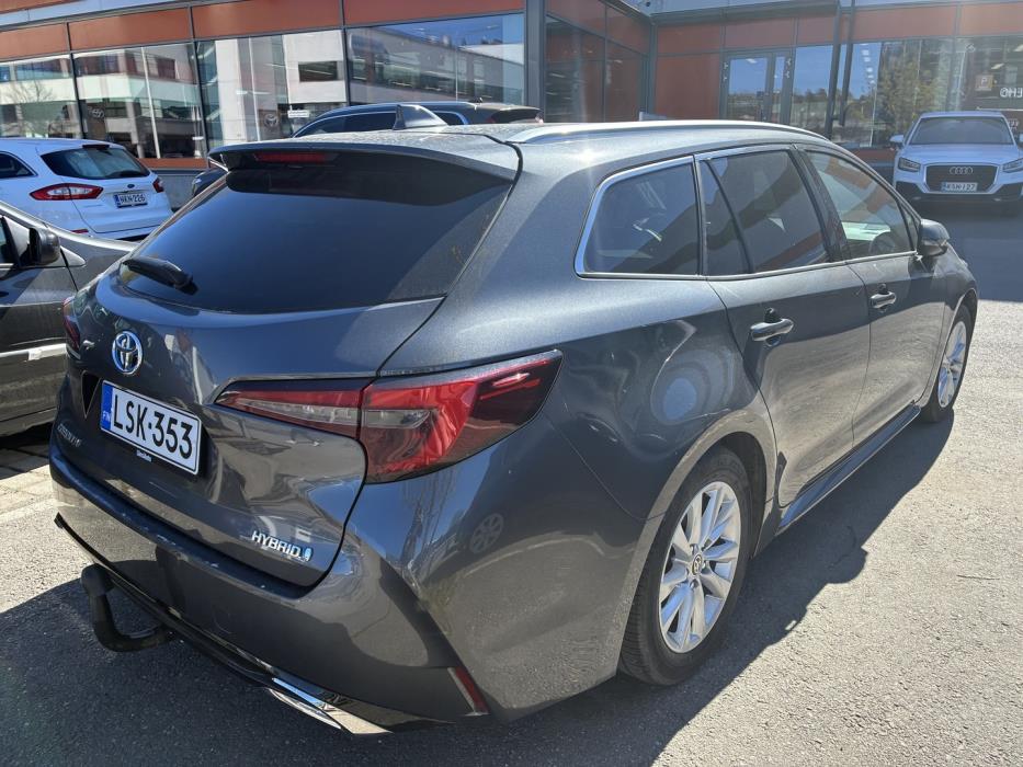 TOYOTA Corolla 2023