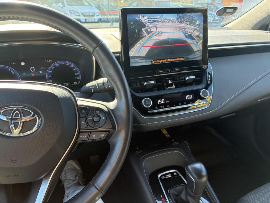 TOYOTA Corolla 2023