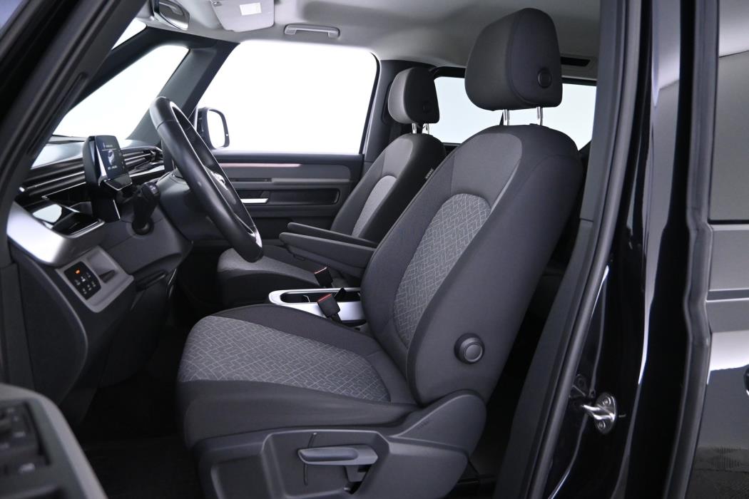 VOLKSWAGEN ID. Buzz 2025