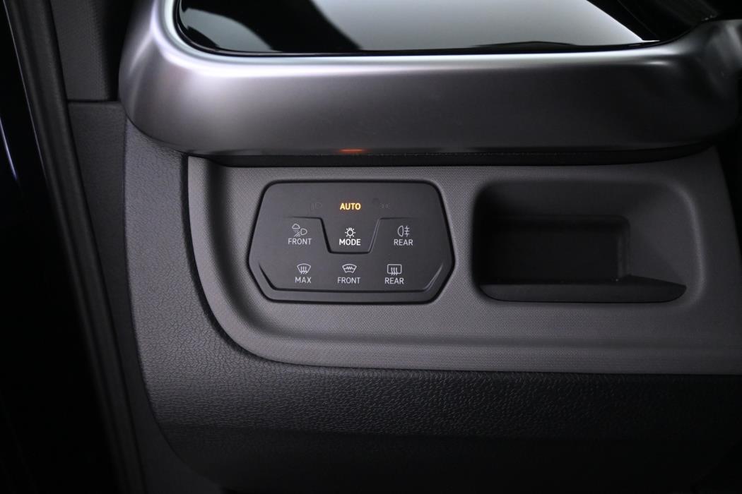VOLKSWAGEN ID. Buzz 2025