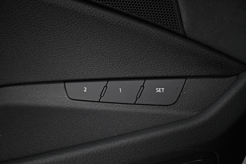 AUDI e-tron 2022