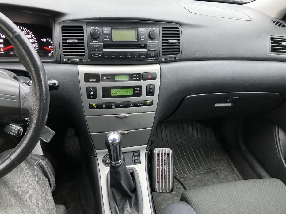 TOYOTA Corolla 2007