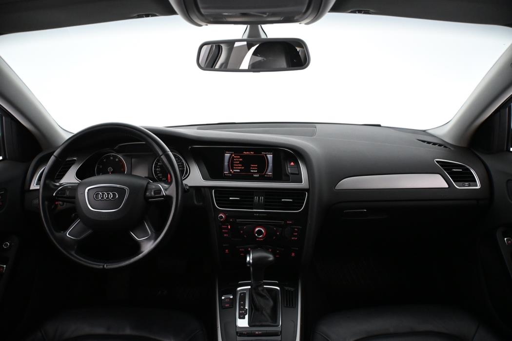 AUDI A4 2012