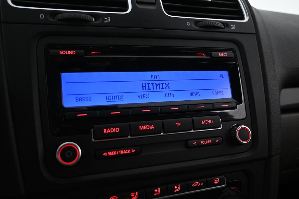 VOLKSWAGEN Golf 2010